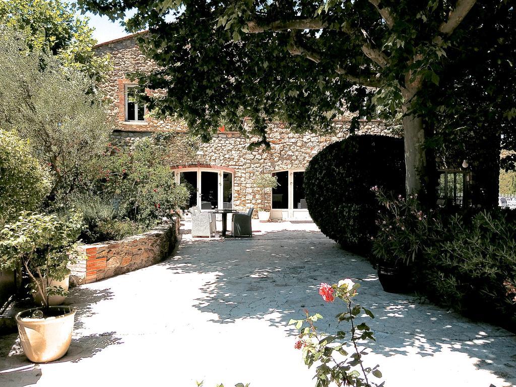 Le Relais Des Chartreuses Hotel Le Boulou Exterior foto