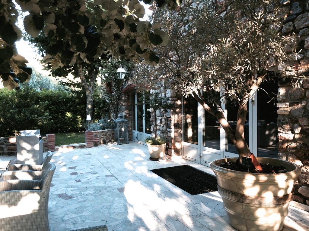 Le Relais Des Chartreuses Hotel Le Boulou Exterior foto